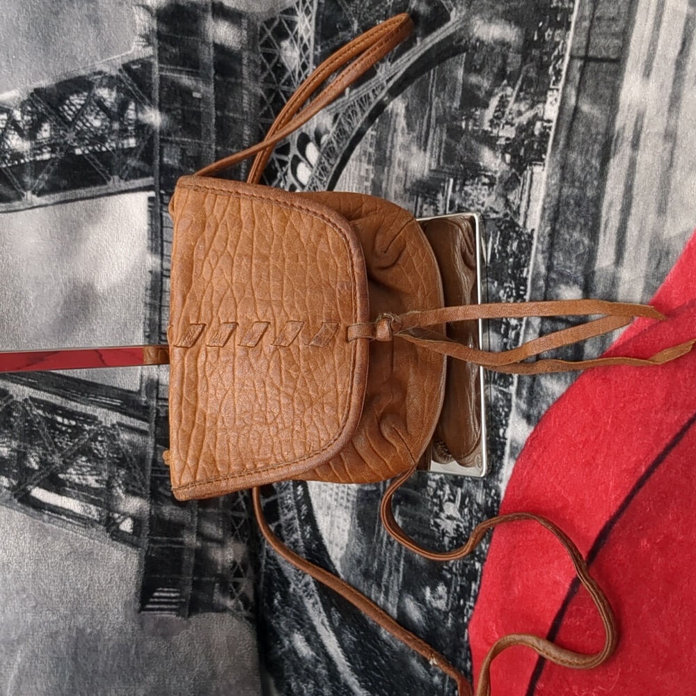 Hobo Shorty Leather Handbag
